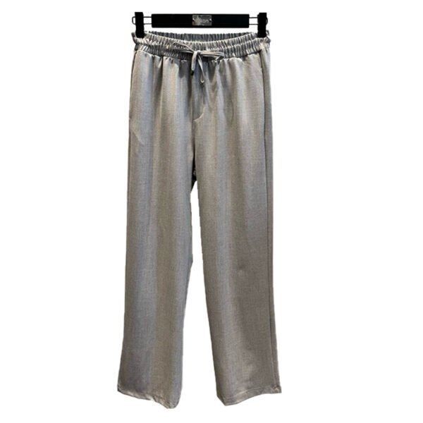 ⁦Grey Pants⁩ - الصورة ⁦2⁩